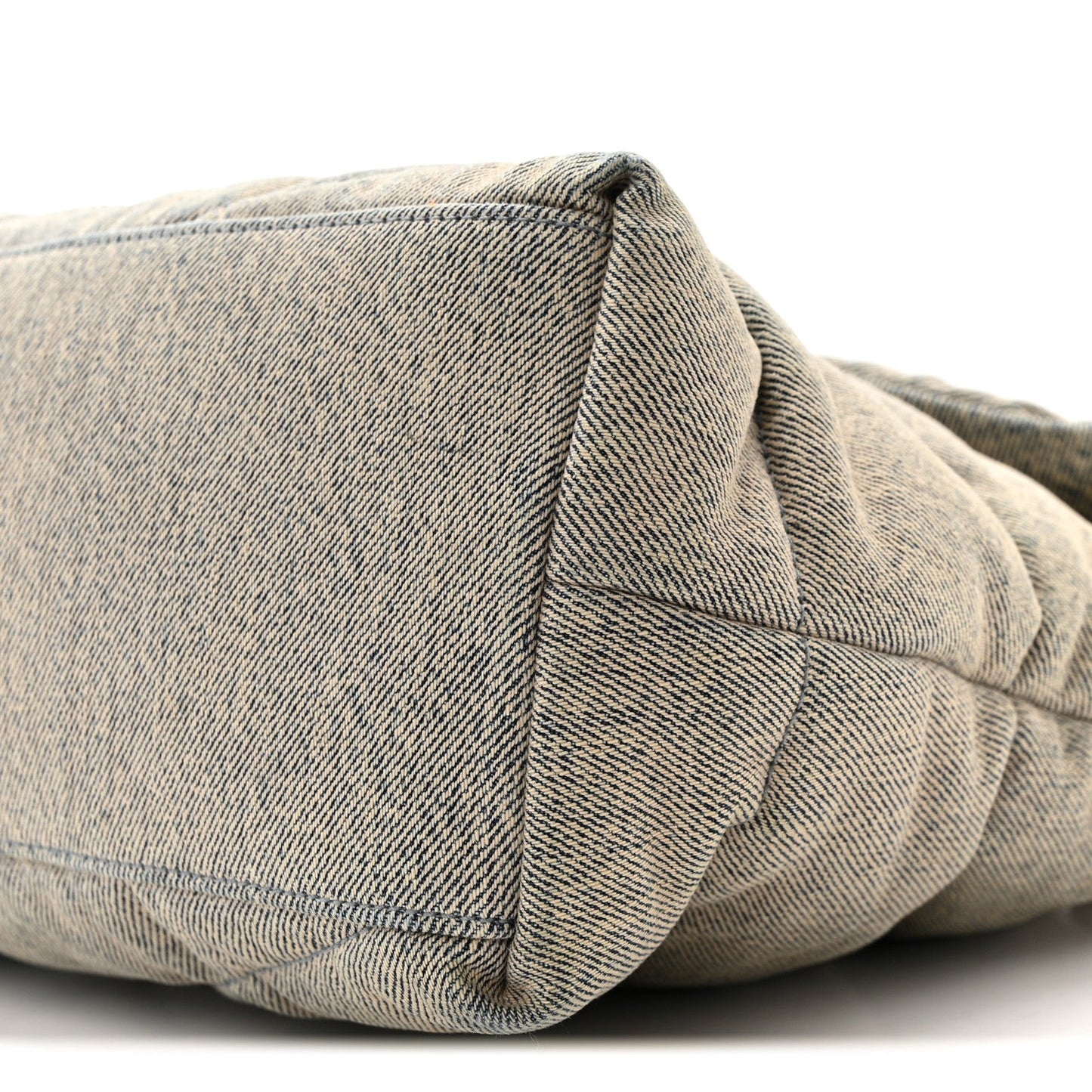 Saint Laurent Denim Quilted Medium Loulou Puffer Monogram Chain Satchel in Rodeo Blue