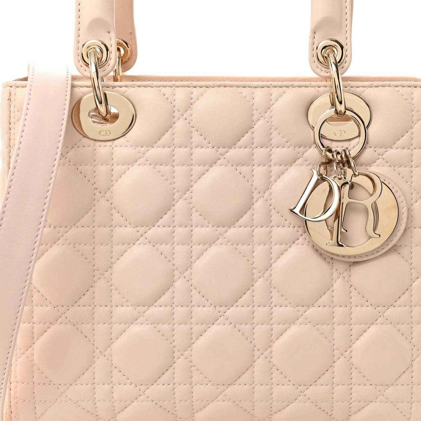 4938c1b7195aa51d41a86cc4eca63e05 - NEESTRA