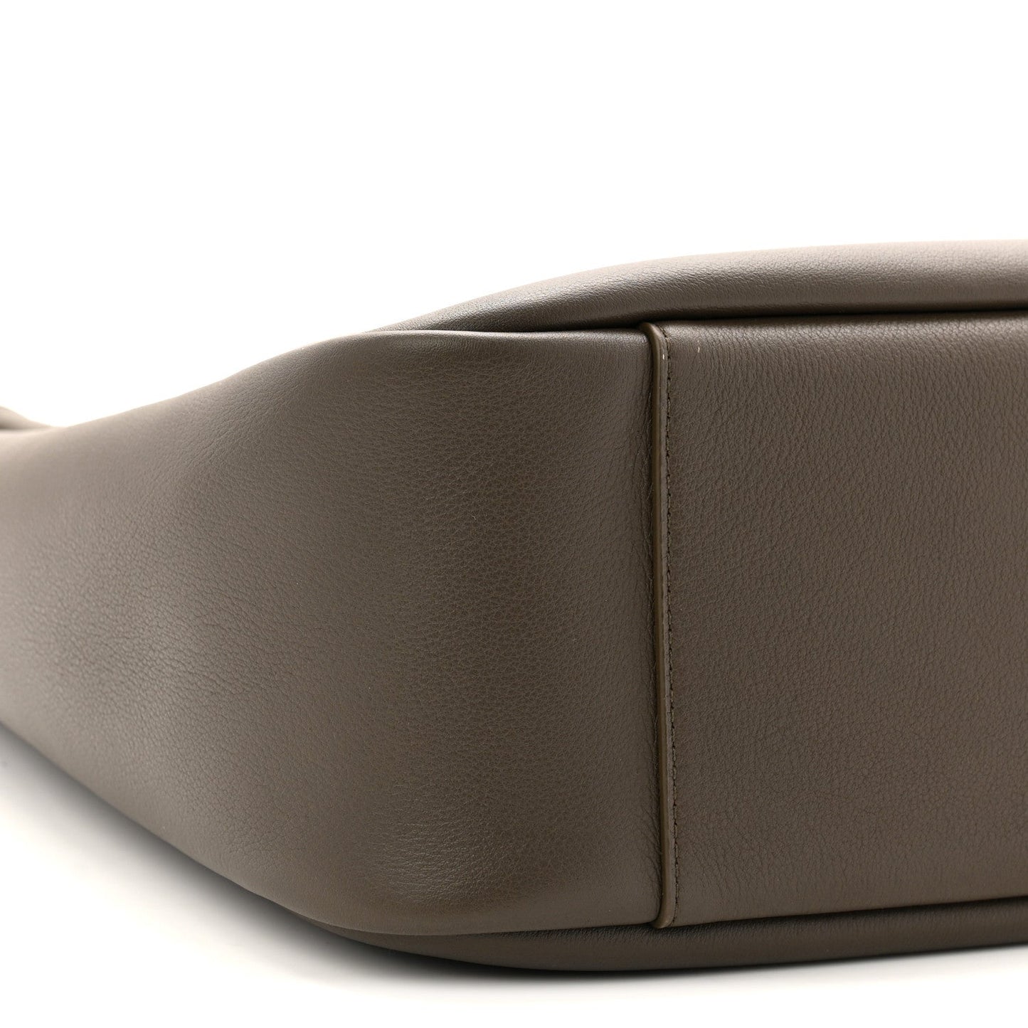 Saint Laurent Smooth Calfskin Large Le 5 A 7 Soft Hobo Light Musk