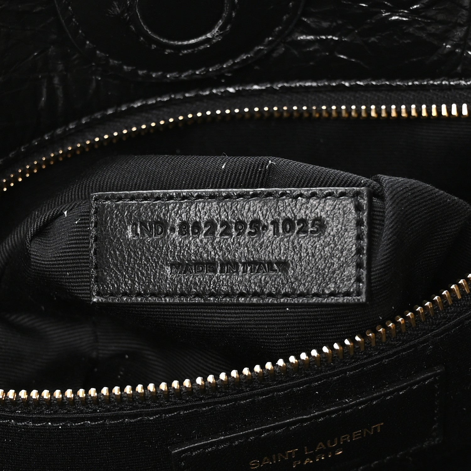 Saint Laurent Crinkled Calfskin Matelasse Niki Multipocket Shopping Tote Black