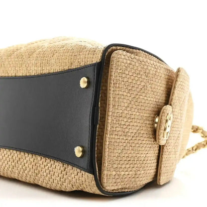 Chanel 25 Handbag in Braided Raffia and Calfskin Beige Black - NEESTRA