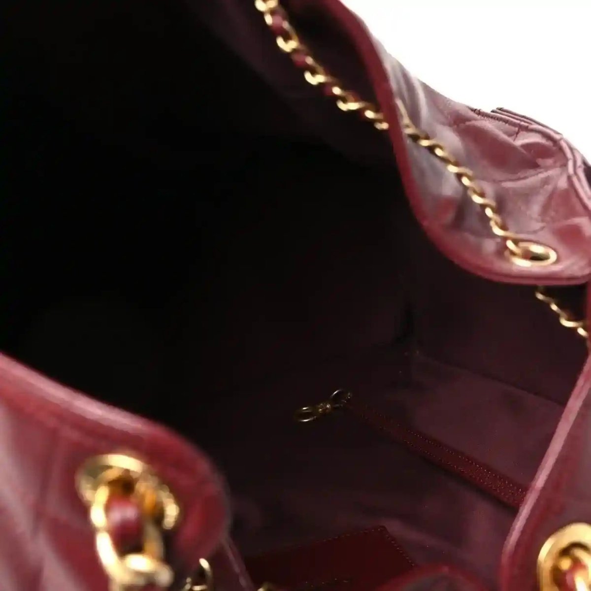Chanel Caviar Quilted Medium 25 Classic Flap Bag Burgundy Gold - NEESTRA
