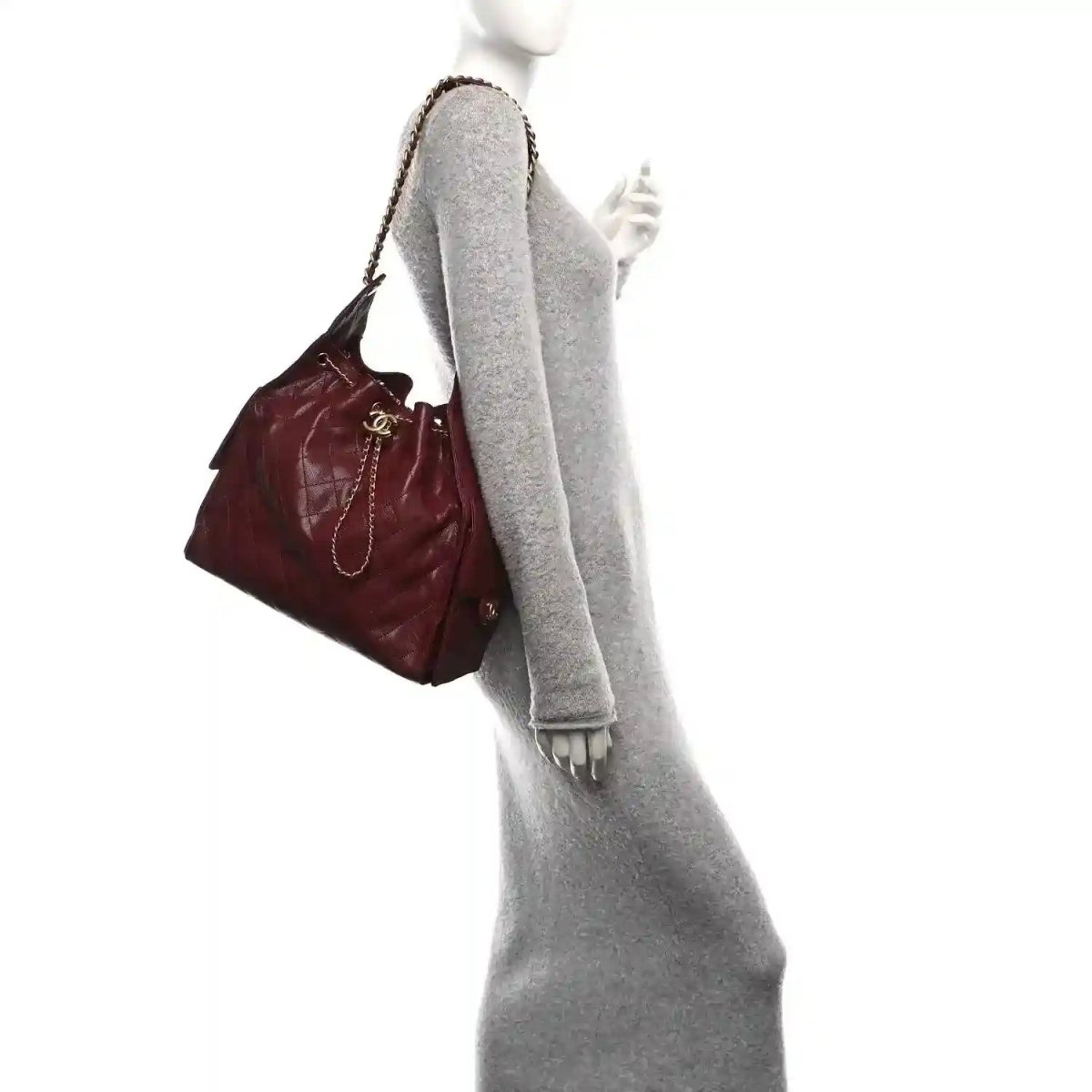 Chanel Caviar Quilted Medium 25 Classic Flap Bag Burgundy Gold - NEESTRA