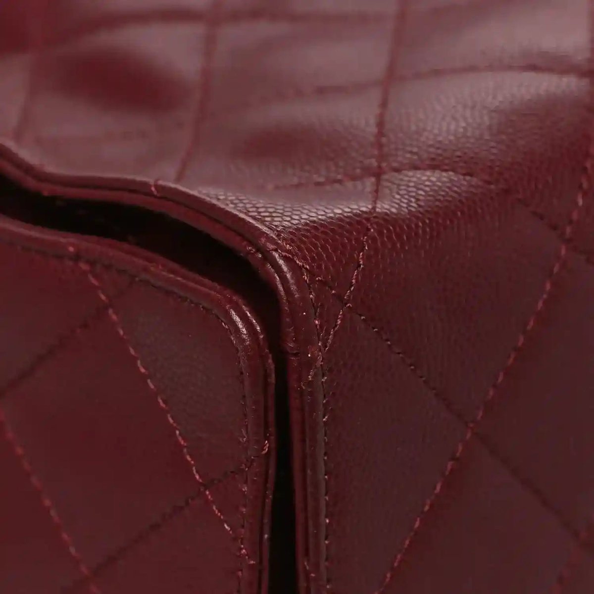 Chanel Caviar Quilted Medium 25 Classic Flap Bag Burgundy Gold - NEESTRA
