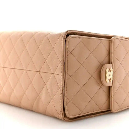 Chanel Caviar Quilted Medium 25 Handbag in Beige Calfskin - NEESTRA