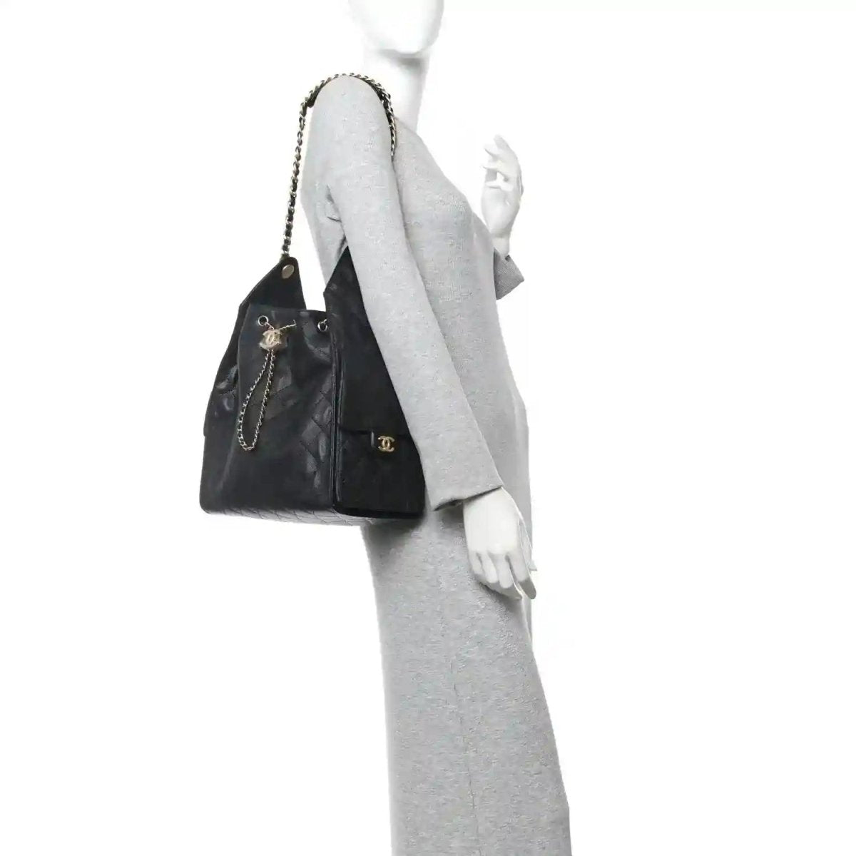 Chanel Caviar Quilted Medium Classic Flap Handbag in Black - NEESTRA