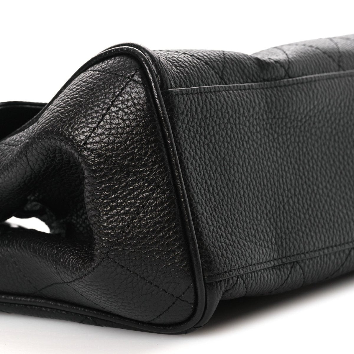 Chanel Urban Essentials Small Shopping Bag Grained Calfskin Black - NEESTRA