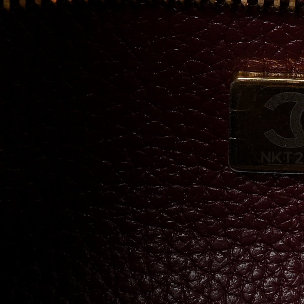 CHANEL Urban Essentials Small Shopping Bag Grained Calfskin Burgundy - NEESTRA