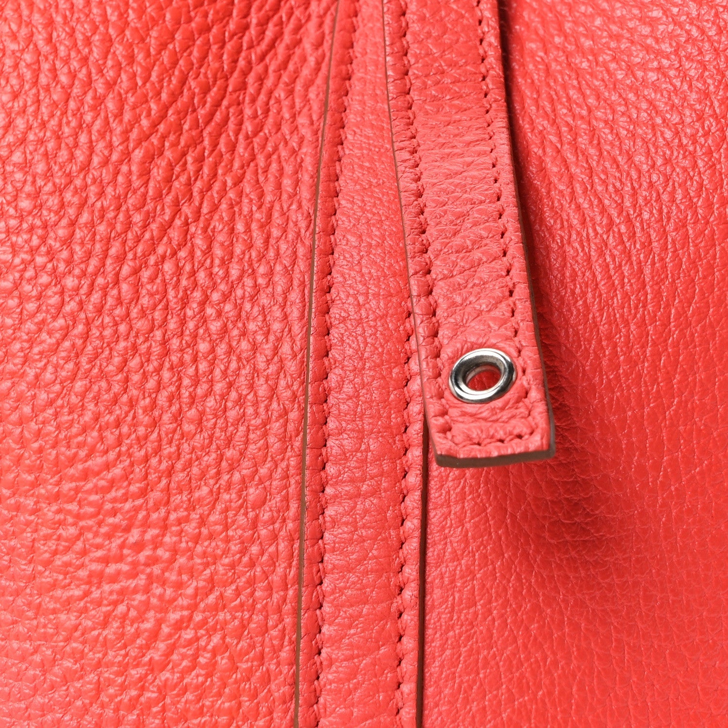 Taurillon Clemence Picotin Lock 18 PM Red Leather Tote