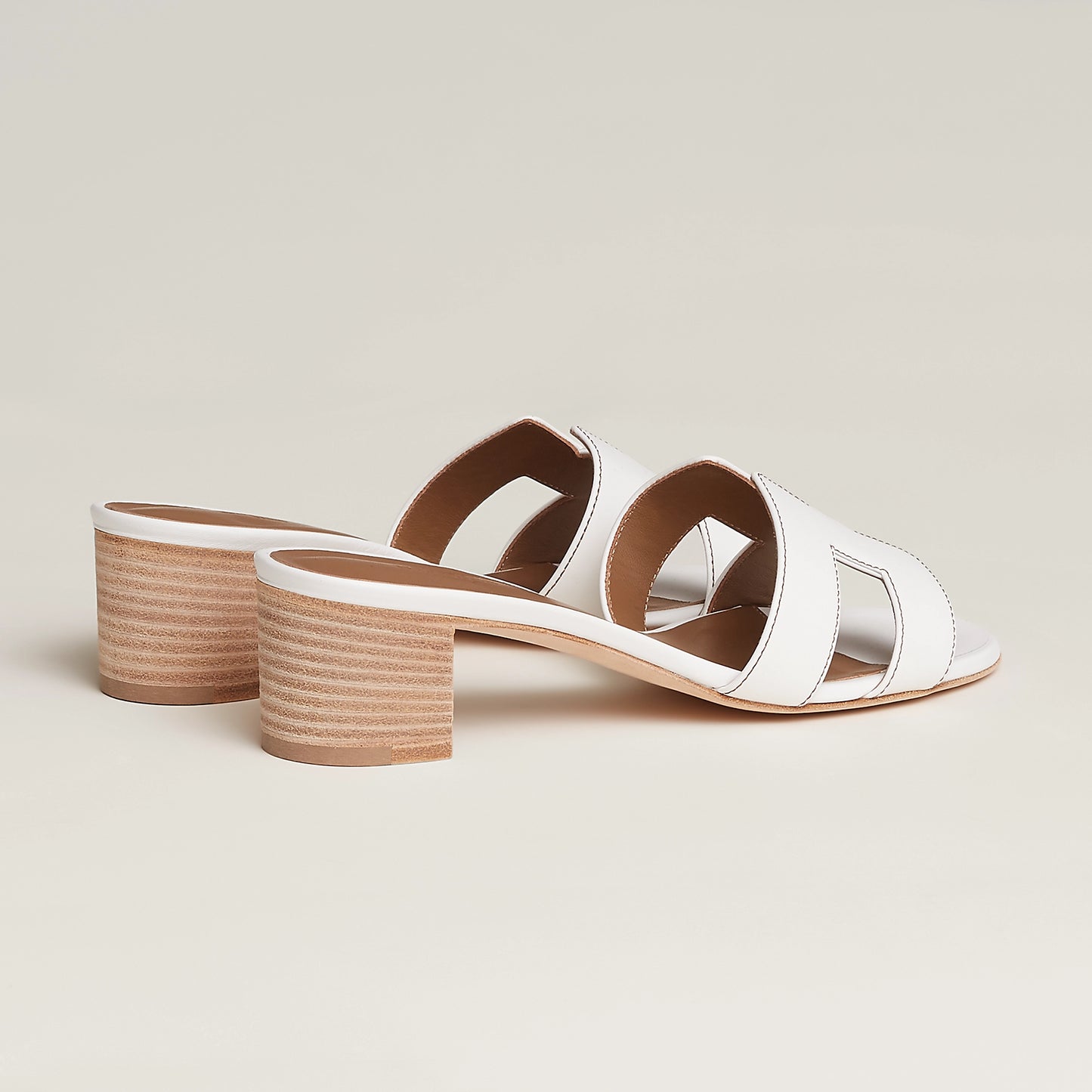 Hermès Oasis Sandal in Suede Goatskin & Mesh