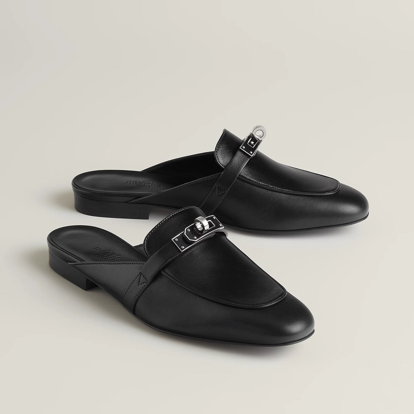 Hermès Oz Goatskin Kelly Buckle Mule