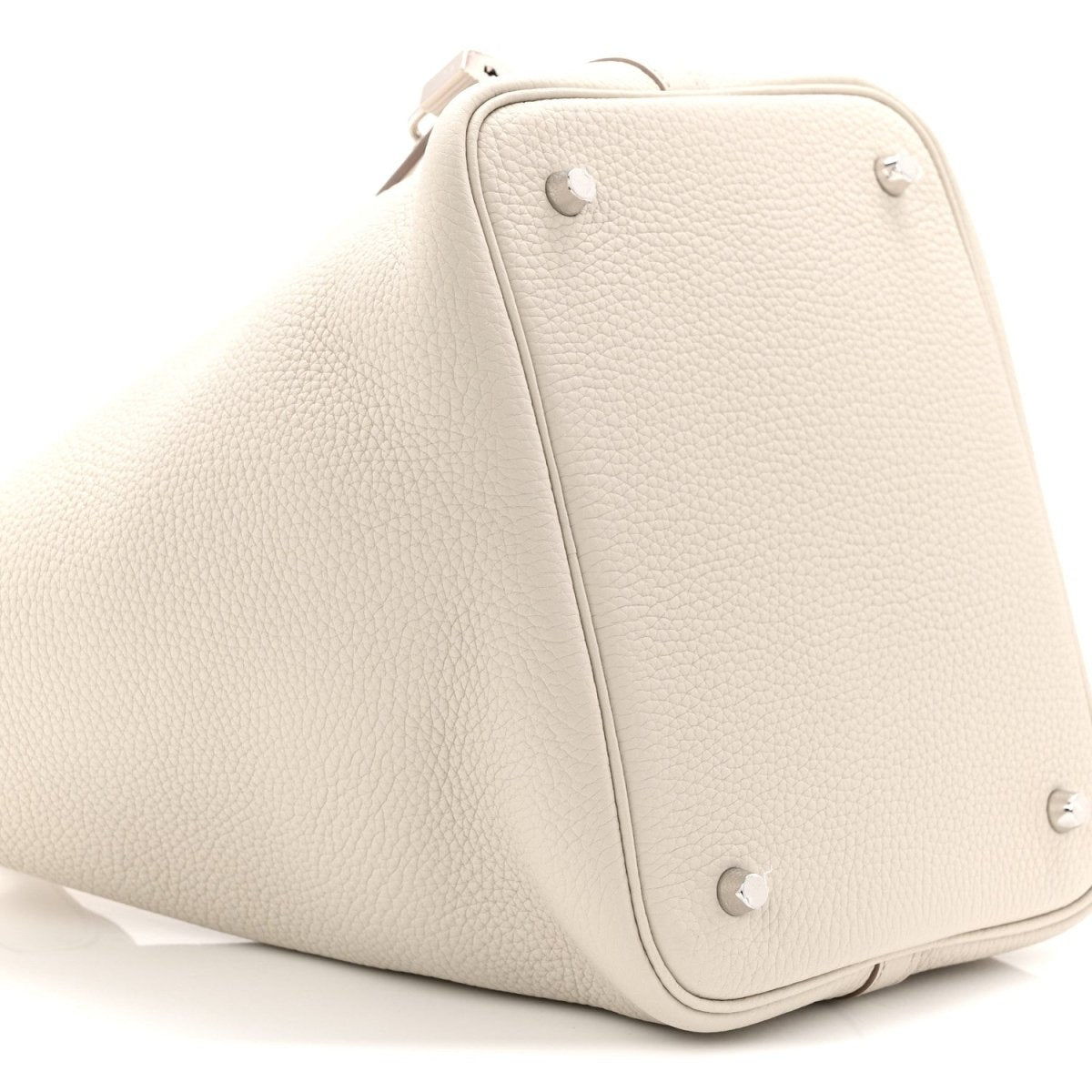 Picotin Lock 22mm Taurillon Clemence Leather Bucket Bag Beton - NEESTRA