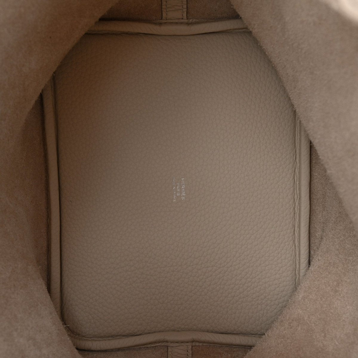Picotin Lock 22mm Taurillon Clemence Leather Bucket Bag Beton - NEESTRA